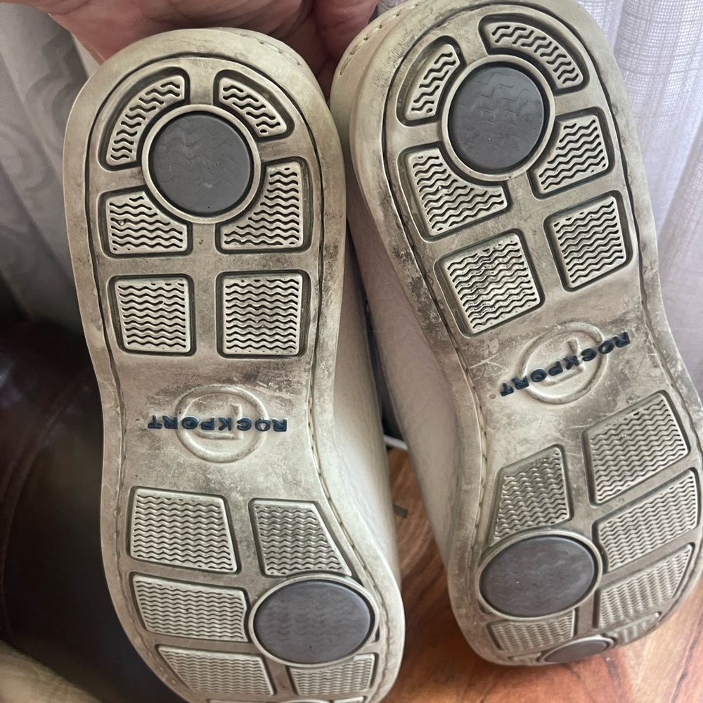 Shoes - Picture 8 of 8